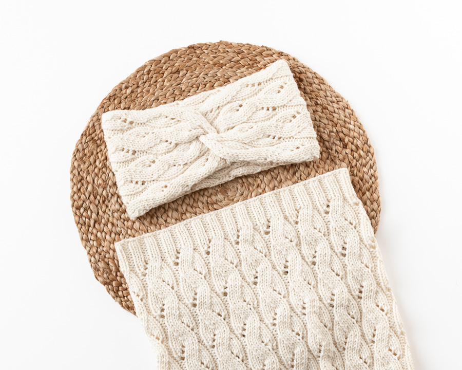 Glacier Cowl knitting pattern - Mirella Moments