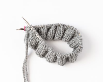 Chunky Cable Cowl knitting pattern - Mirella Moments